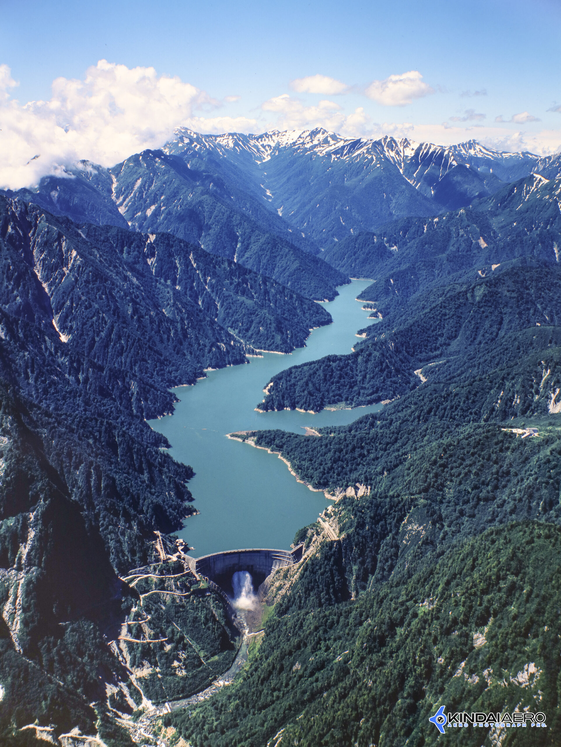 富山県中新川郡 立山連峰・黒部ダムの航空写真撮影 1980年台