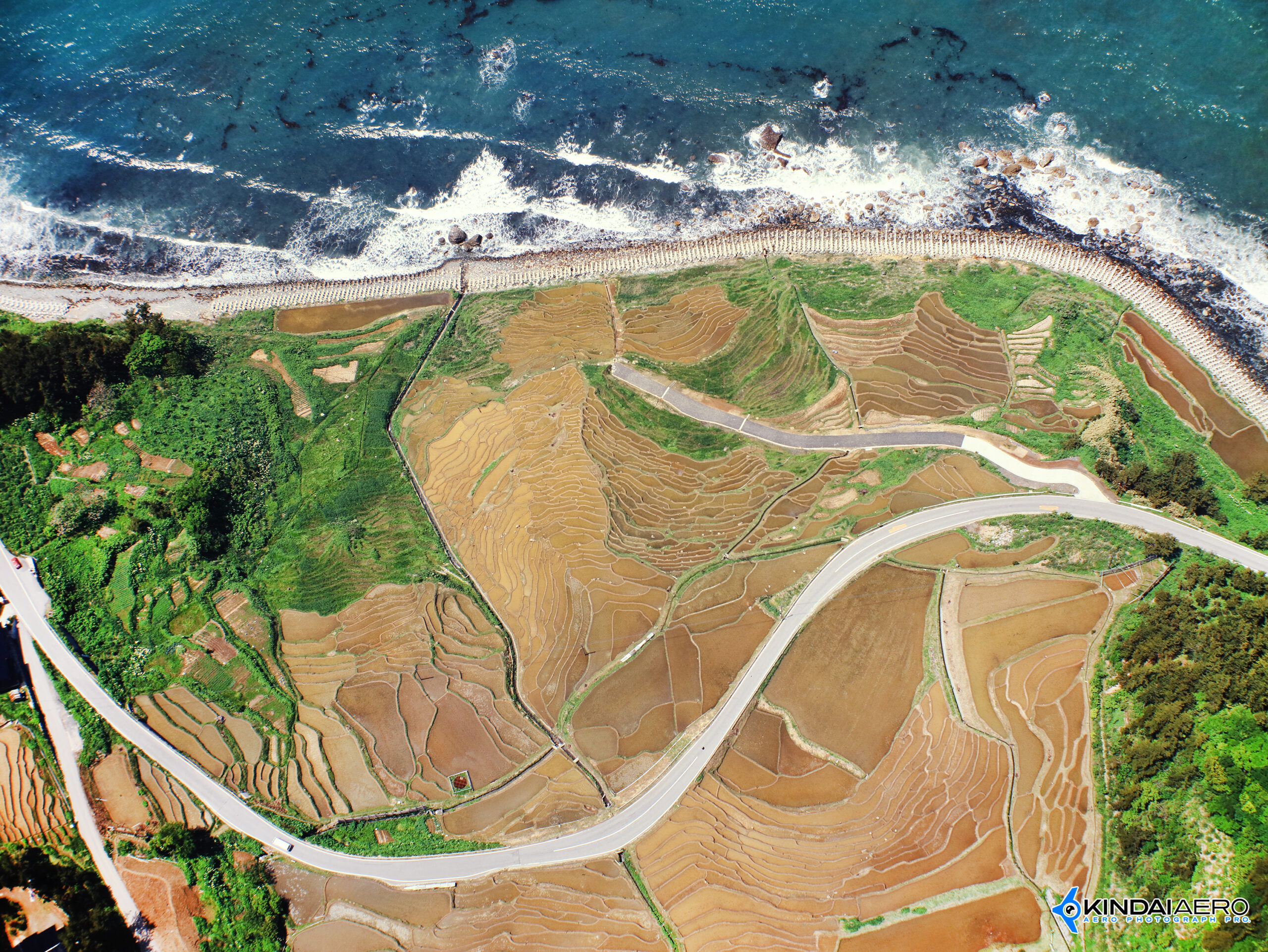 石川県輪島市・白米千枚田-棚田の航空写真撮影 1980年代