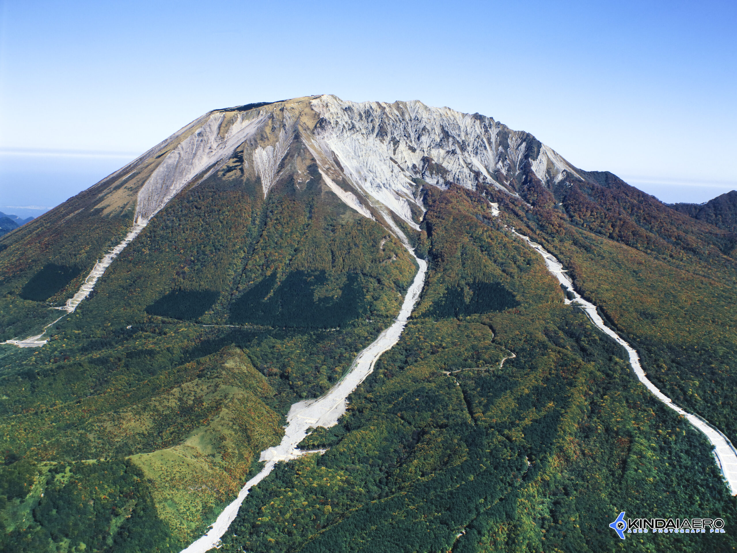 鳥取県西伯郡 大山の航空写真撮影 1988-11