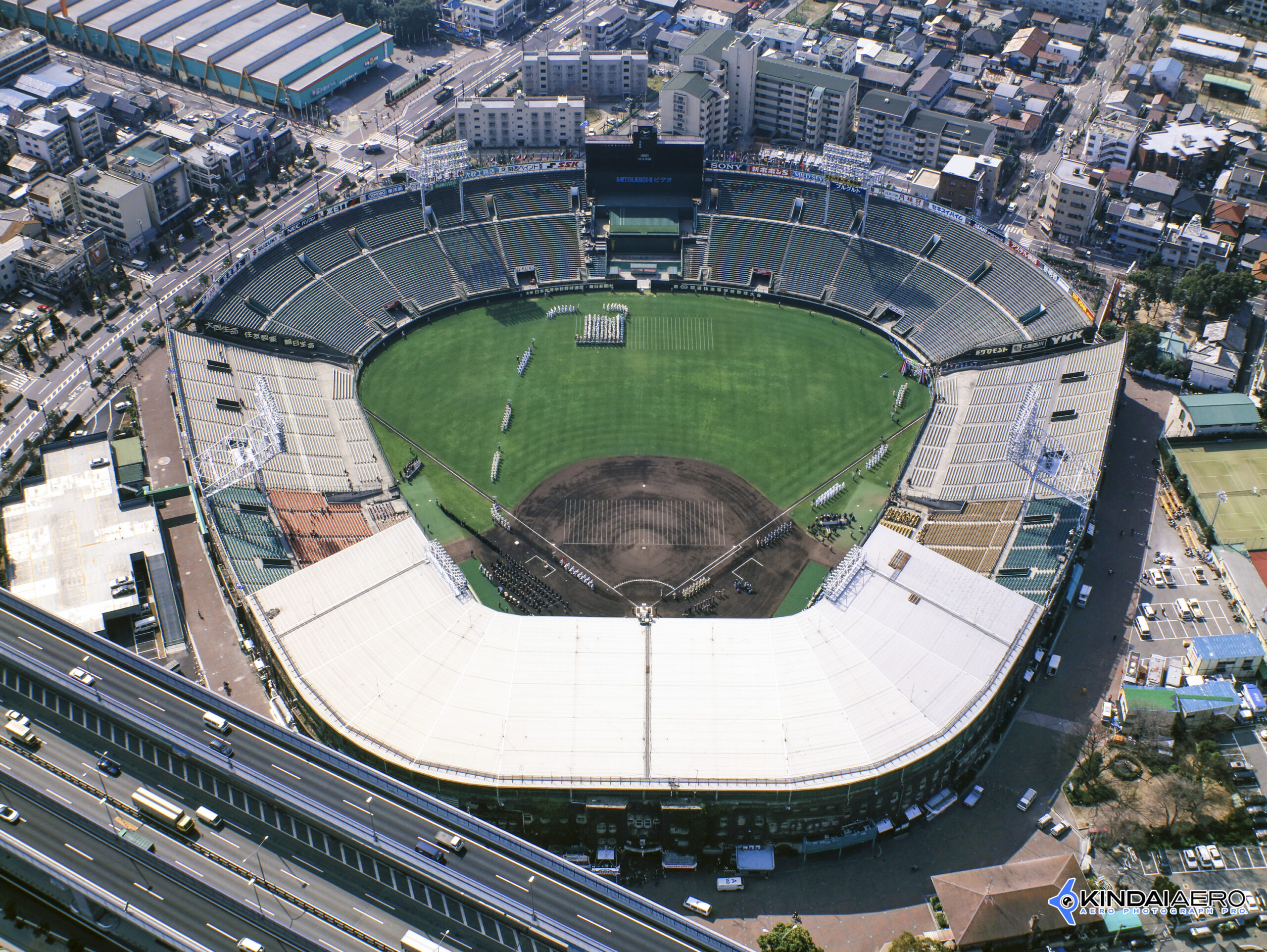 兵庫県西宮市-阪神甲子園球場-阪神タイガース本拠地　航空写真撮影 1996-11