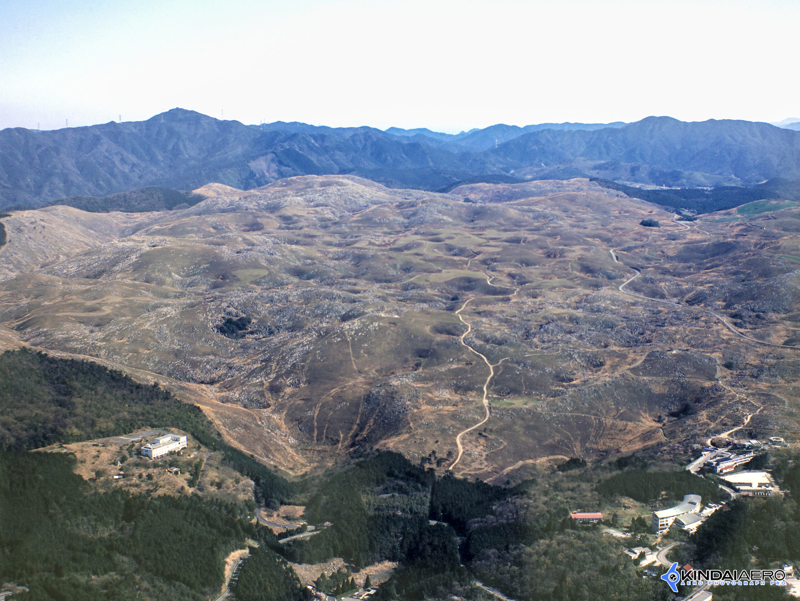 山口県美称市・秋吉台-カルスト台地　航空写真撮影 2002-04