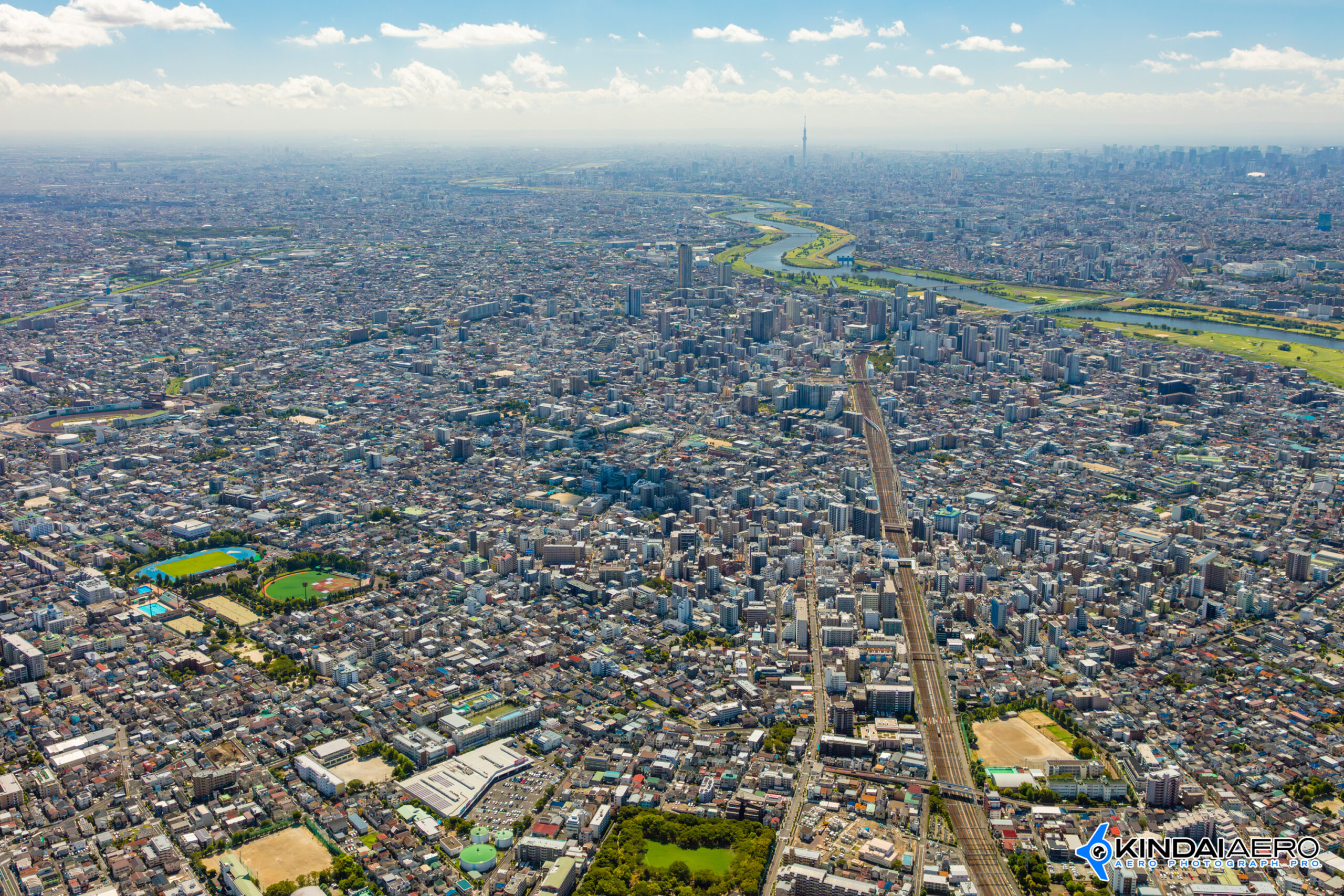 埼玉県川口市 西川口を都心方向に航空写真撮影 2023-09-01