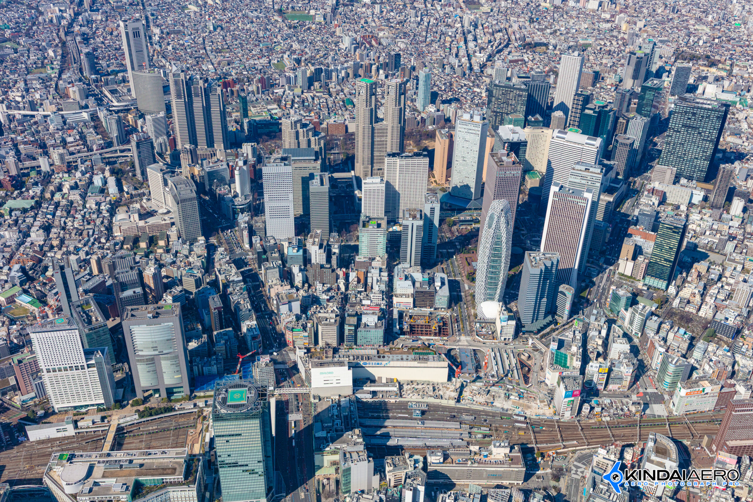 東京都 新宿区 新宿駅周辺の航空写真撮影 2024-03-14