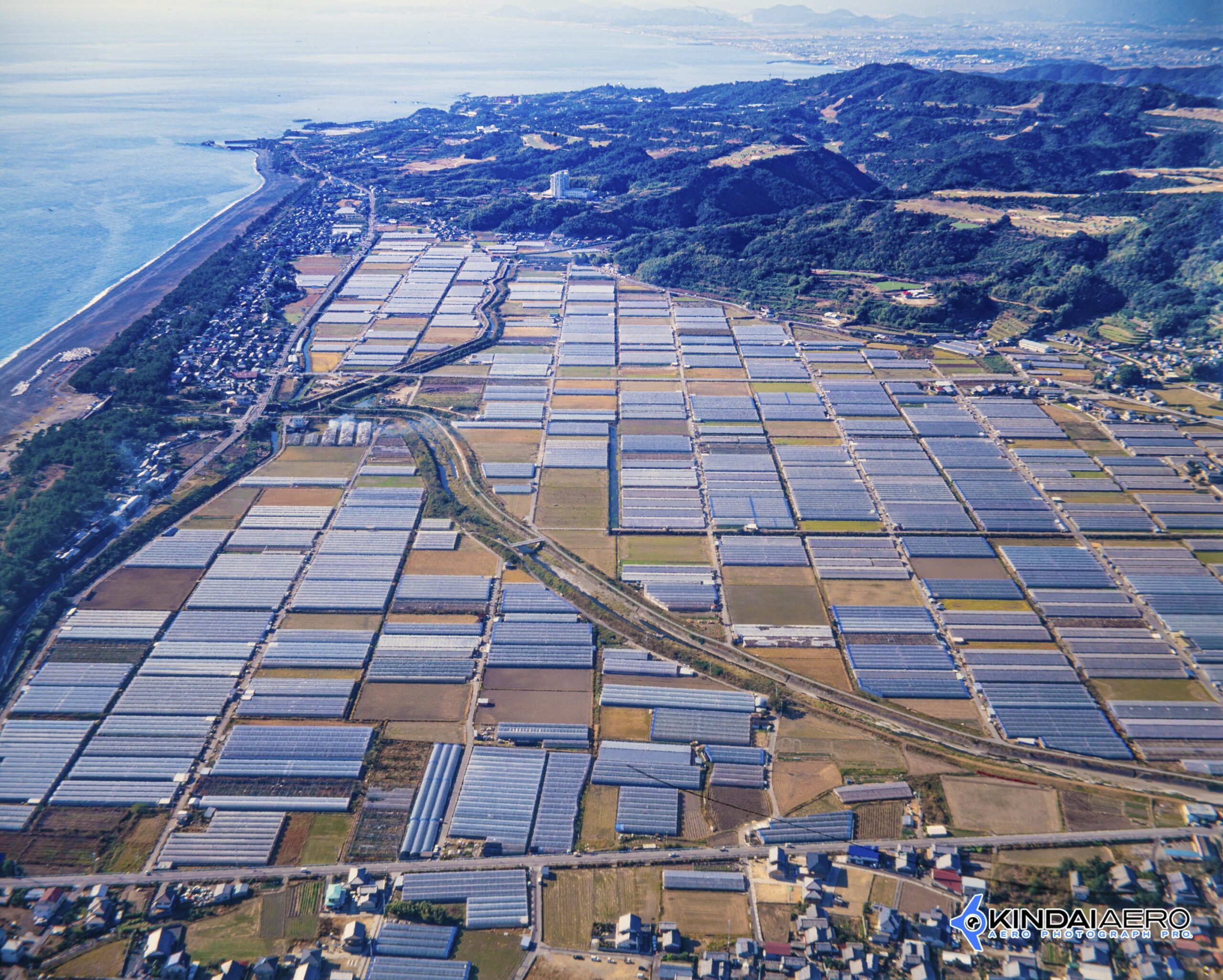 高知県 安芸郡芸西村 ビニールハウスの航空写真撮影 1998年